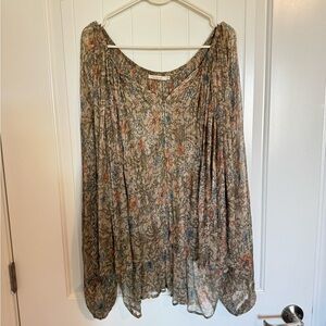 Mes Demoiselles Sheer Floral Balloon Sleeve top Plus size 2